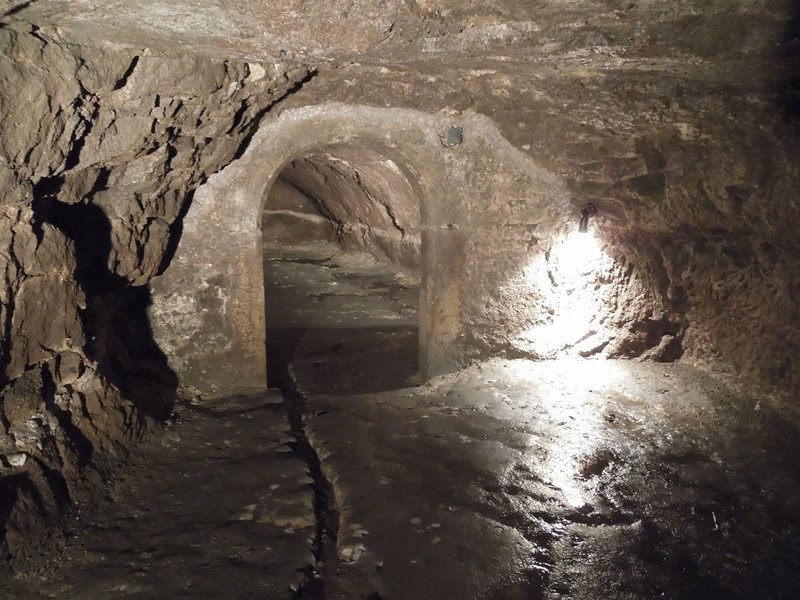 Turistika – Miletín – podzemní chodby