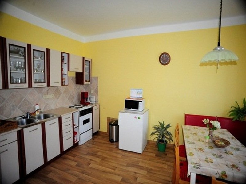 Velký Vřešťov – die Küche, voll eingerichtet